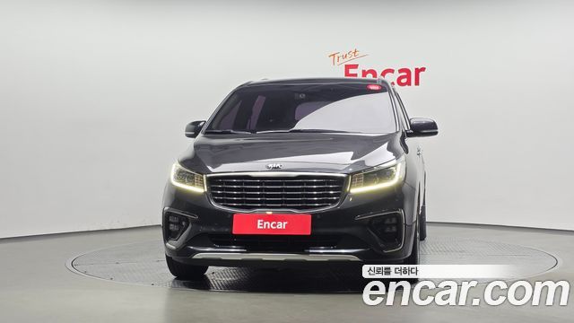Kia Carnival 9-Seater Noblesse 2019 — фото 3