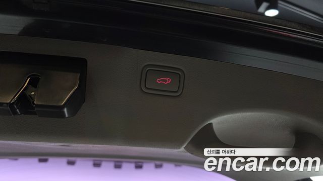 Kia Carnival 9-Seater Noblesse 2019 — фото 20