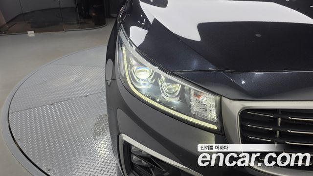Kia Carnival 9-Seater Noblesse 2019 — фото 22