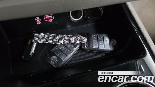 Kia Carnival 9-Seater Noblesse 2019 — фото 27