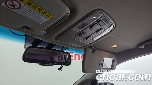 Kia Carnival 9-Seater Noblesse 2019 — фото 28