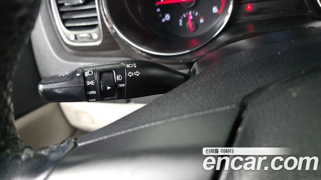 Kia Carnival 9-Seater Noblesse 2019 — фото 34