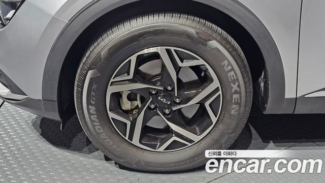 Kia Sportage (V) Diesel 2.0 2WD Trendy 2023 — фото 5