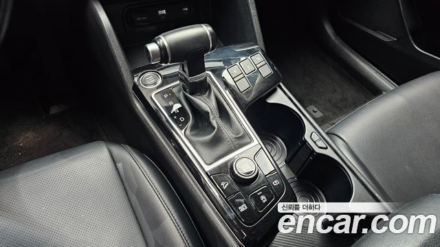 Kia Sportage (V) Diesel 2.0 2WD Trendy 2023 — фото 9