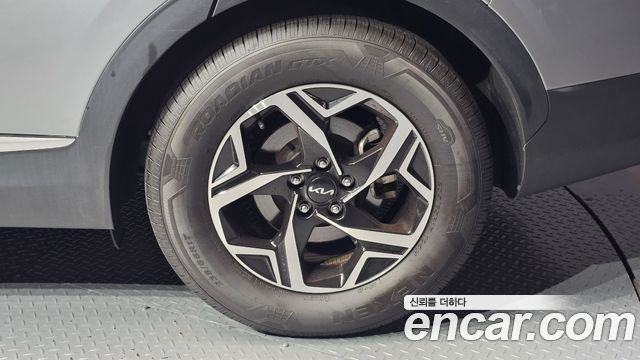 Kia Sportage (V) Diesel 2.0 2WD Trendy 2023 — фото 21