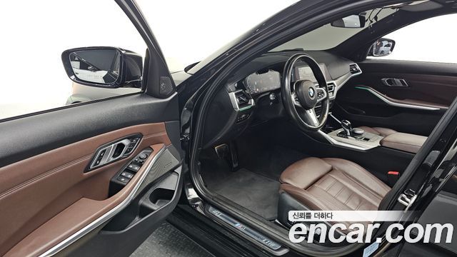 BMW 3 Series (G20) 330i M Sport 2019 — фото 10
