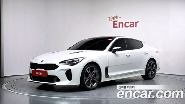 Kia Stinger 2.0 Turbo AWD Platinum