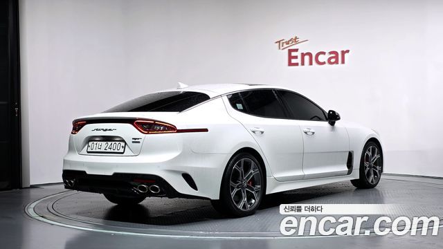 Kia Stinger 2.0 Turbo AWD Platinum 2019 — фото 2