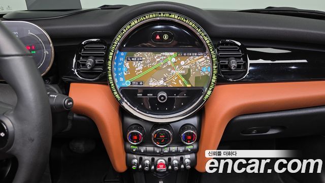 MINI Cooper S Convertible Classic Third Generation 2022 — фото 14