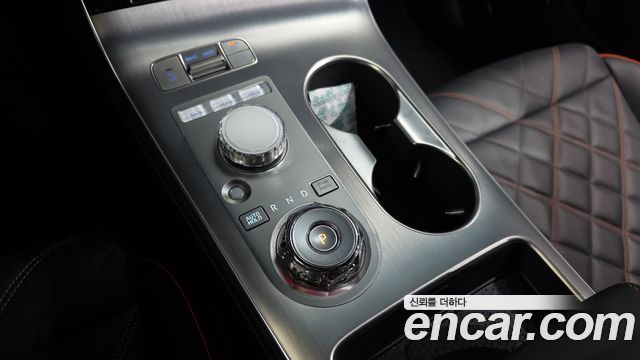 Genesis GV70 2.5T Gasoline 2WD 2025 — фото 9