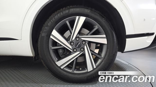 Genesis GV70 2.5T Gasoline 2WD 2025 — фото 27