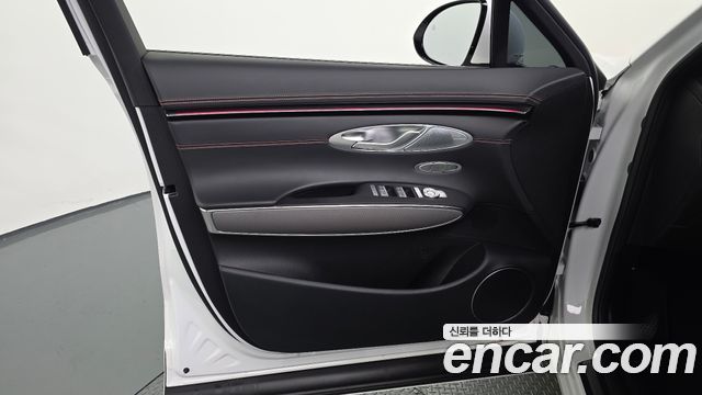 Genesis GV70 2.5T Gasoline 2WD 2025 — фото 30
