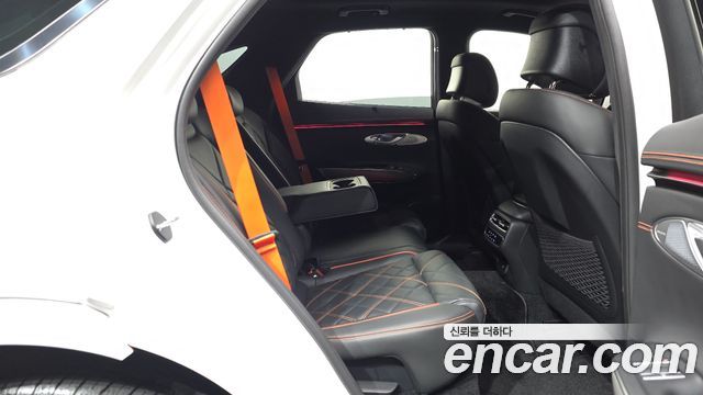 Genesis GV70 2.5T Gasoline 2WD 2025 — фото 32