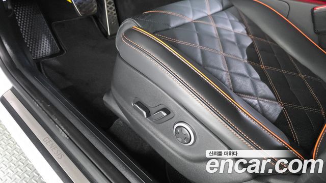Genesis GV70 2.5T Gasoline 2WD 2025 — фото 38