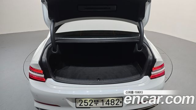 Genesis G80 (RG3) Gasoline 2.5 Turbo AWD 2021 — фото 16