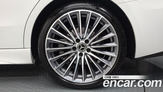 Mercedes-Benz C-Class (W206) C300 4MATIC AMG Line 2024 — фото 21