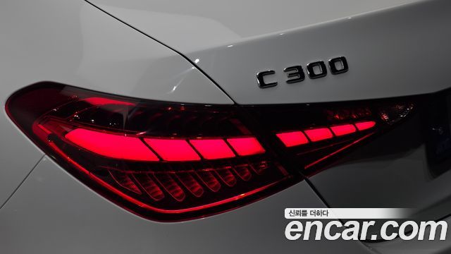 Mercedes-Benz C-Class (W206) C300 4MATIC AMG Line 2024 — фото 23