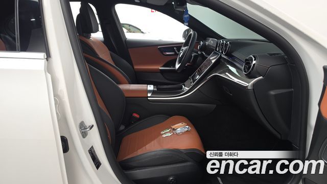 Mercedes-Benz C-Class (W206) C300 4MATIC AMG Line 2024 — фото 26