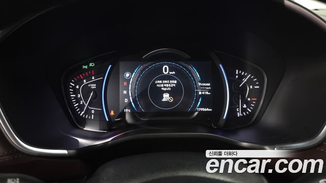 Hyundai Santa Fe (TM) Diesel 2.2 2WD Inspiraition 2019 — фото 8