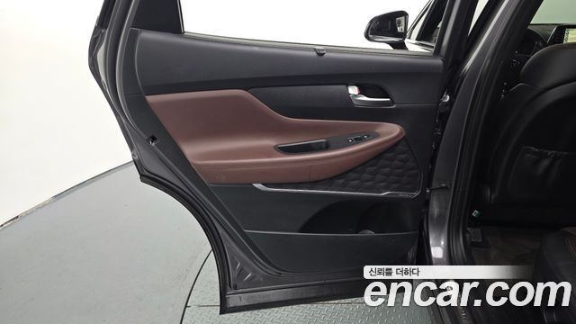 Hyundai Santa Fe (TM) Diesel 2.2 2WD Inspiraition 2019 — фото 25