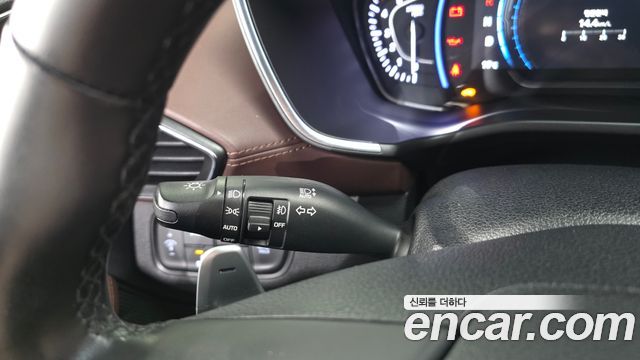 Hyundai Santa Fe (TM) Diesel 2.2 2WD Inspiraition 2019 — фото 27