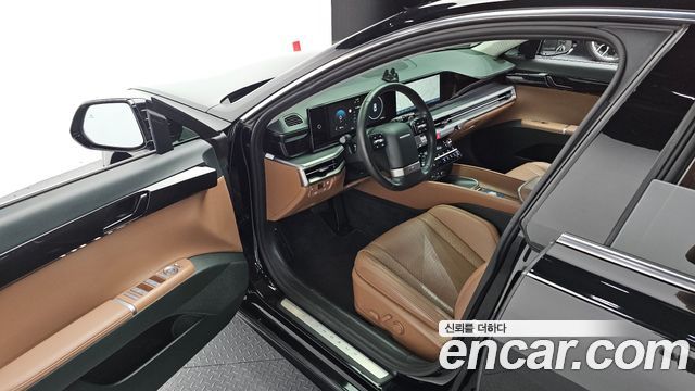 Hyundai Grandeur (GN7) 2,5 Gasoline 2WD Premium 2023 — фото 10