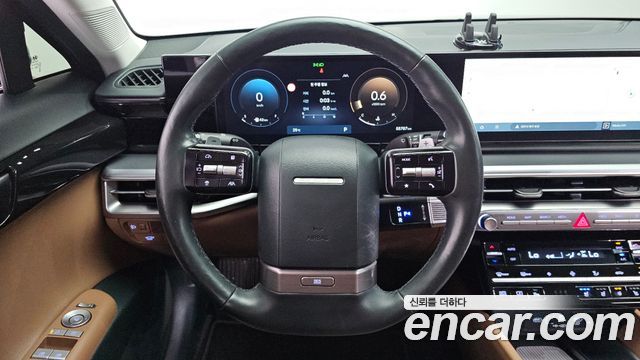 Hyundai Grandeur (GN7) 2,5 Gasoline 2WD Premium 2023 — фото 13