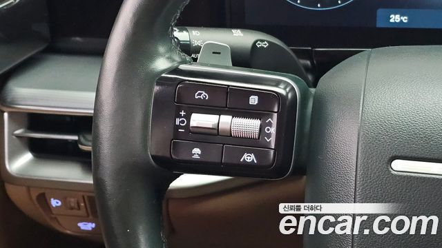 Hyundai Grandeur (GN7) 2,5 Gasoline 2WD Premium 2023 — фото 17