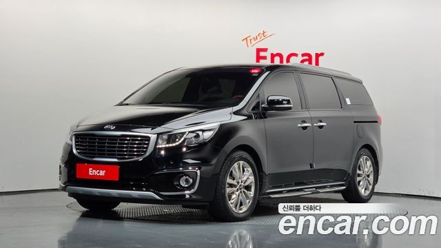Kia Carnival 9-seater Prestige 2015 — фото 1