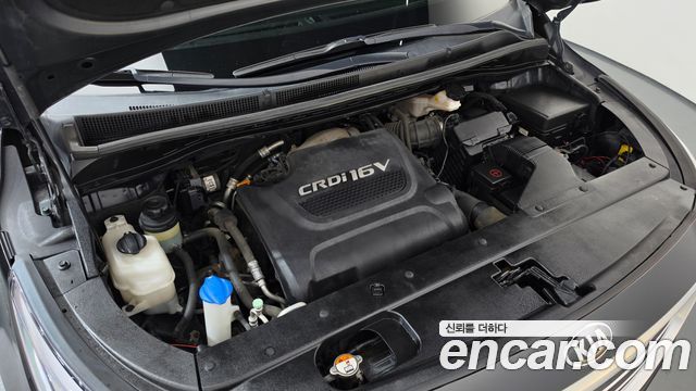 Kia Carnival 9-seater Prestige 2015 — фото 6