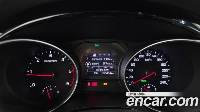 Kia Carnival 9-seater Prestige 2015 — фото 8