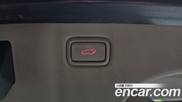 Kia Carnival 9-seater Prestige 2015 — фото 17