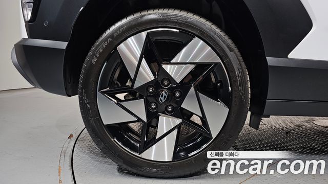 Hyundai Kona (SX2) Gasoline 1.6 Turbo 2WD Inspiration 2023 — фото 21