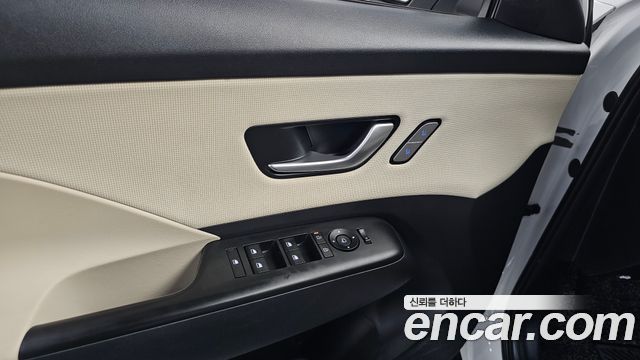 Hyundai Kona (SX2) Gasoline 1.6 Turbo 2WD Inspiration 2023 — фото 32