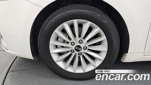 Kia K7 2.2 Diesel Prestige 2016 — фото 5