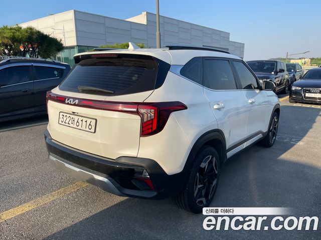 Kia Seltos Gasoline 1.6 Turbo 2WD Signature 2023 — фото 2