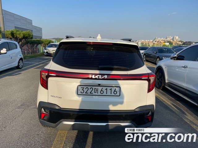 Kia Seltos Gasoline 1.6 Turbo 2WD Signature 2023 — фото 4