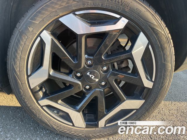 Kia Seltos Gasoline 1.6 Turbo 2WD Signature 2023 — фото 22