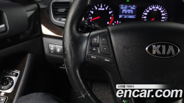 Kia K7 2.4 GDI Prestige 2013 — фото 27