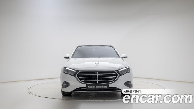 Mercedes-Benz E-Class (W214) E220d 4MATIC Exclusive 2024 — фото 3