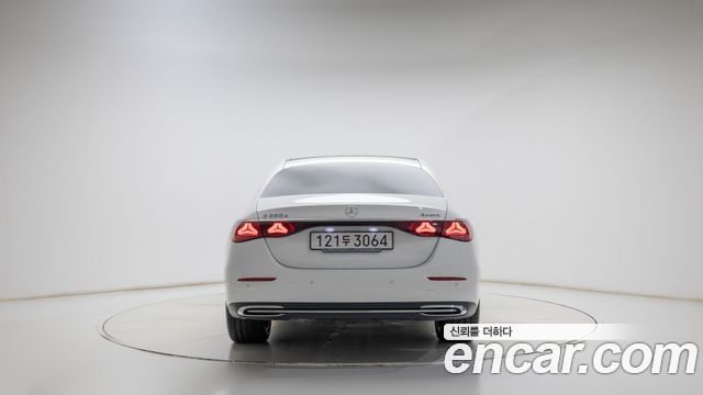 Mercedes-Benz E-Class (W214) E220d 4MATIC Exclusive 2024 — фото 4