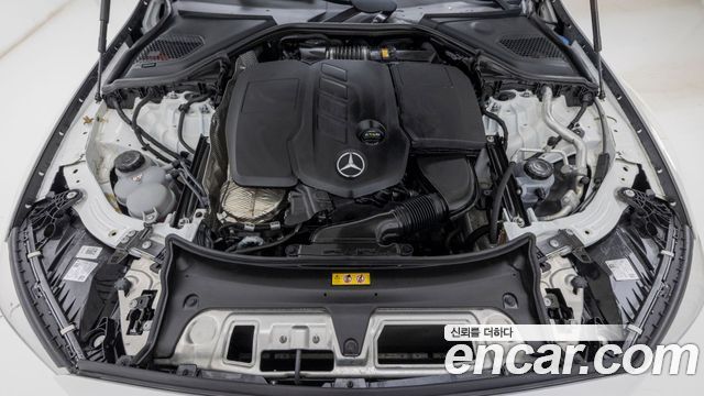 Mercedes-Benz E-Class (W214) E220d 4MATIC Exclusive 2024 — фото 6