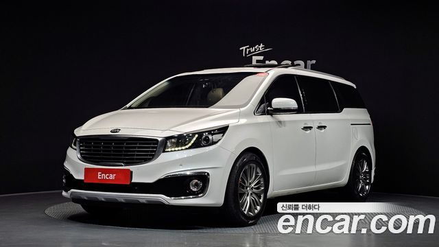 Kia Carnival 9-seater Prestige