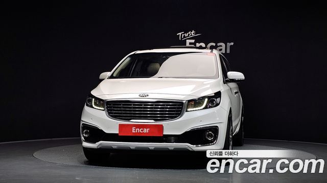 Kia Carnival 9-seater Prestige 2018 — фото 3