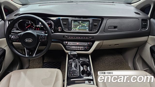 Kia Carnival 9-seater Prestige 2018 — фото 7