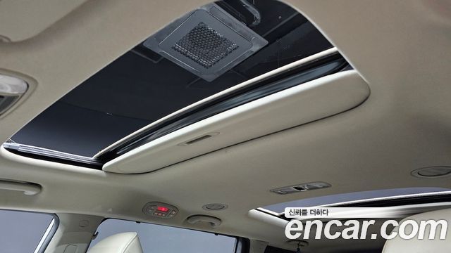 Kia Carnival 9-seater Prestige 2018 — фото 20