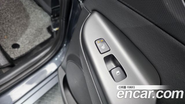 Hyundai Kona Gasoline 2.0 2WD Modern 2021 — фото 19