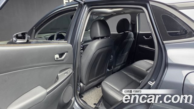 Hyundai Kona Gasoline 2.0 2WD Modern 2021 — фото 26
