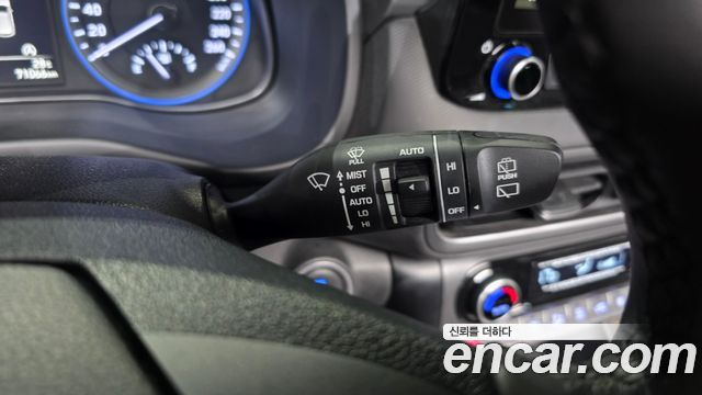 Hyundai Kona Gasoline 2.0 2WD Modern 2021 — фото 27