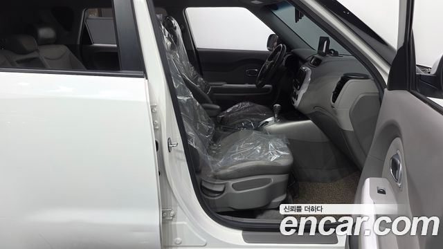 Kia Soul EV EV 2018 — фото 10